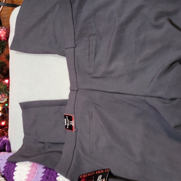 Avenue Trousers - Picture 13 of 14